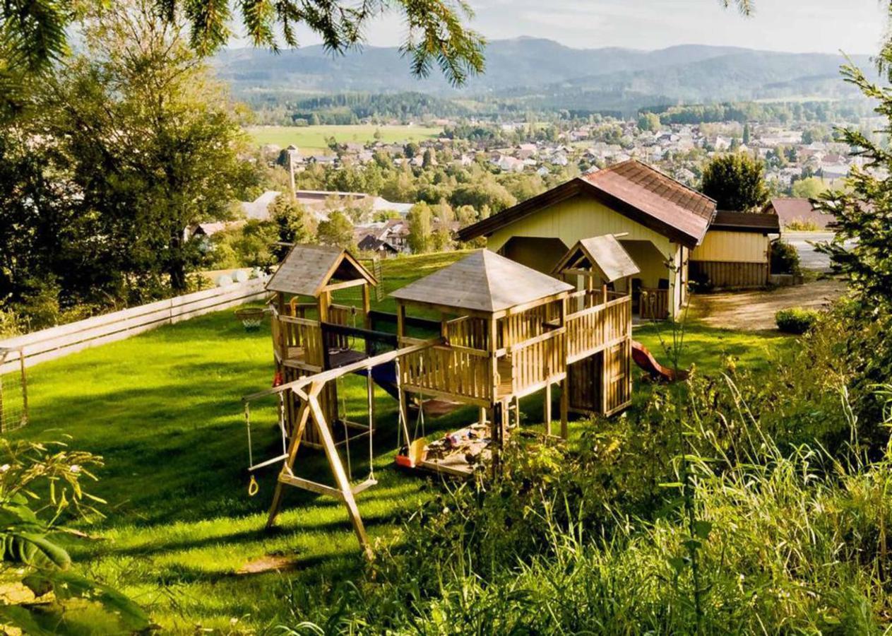 Ferienwohnungen Haus "Wildschuetz" Frauenau Exterior photo
