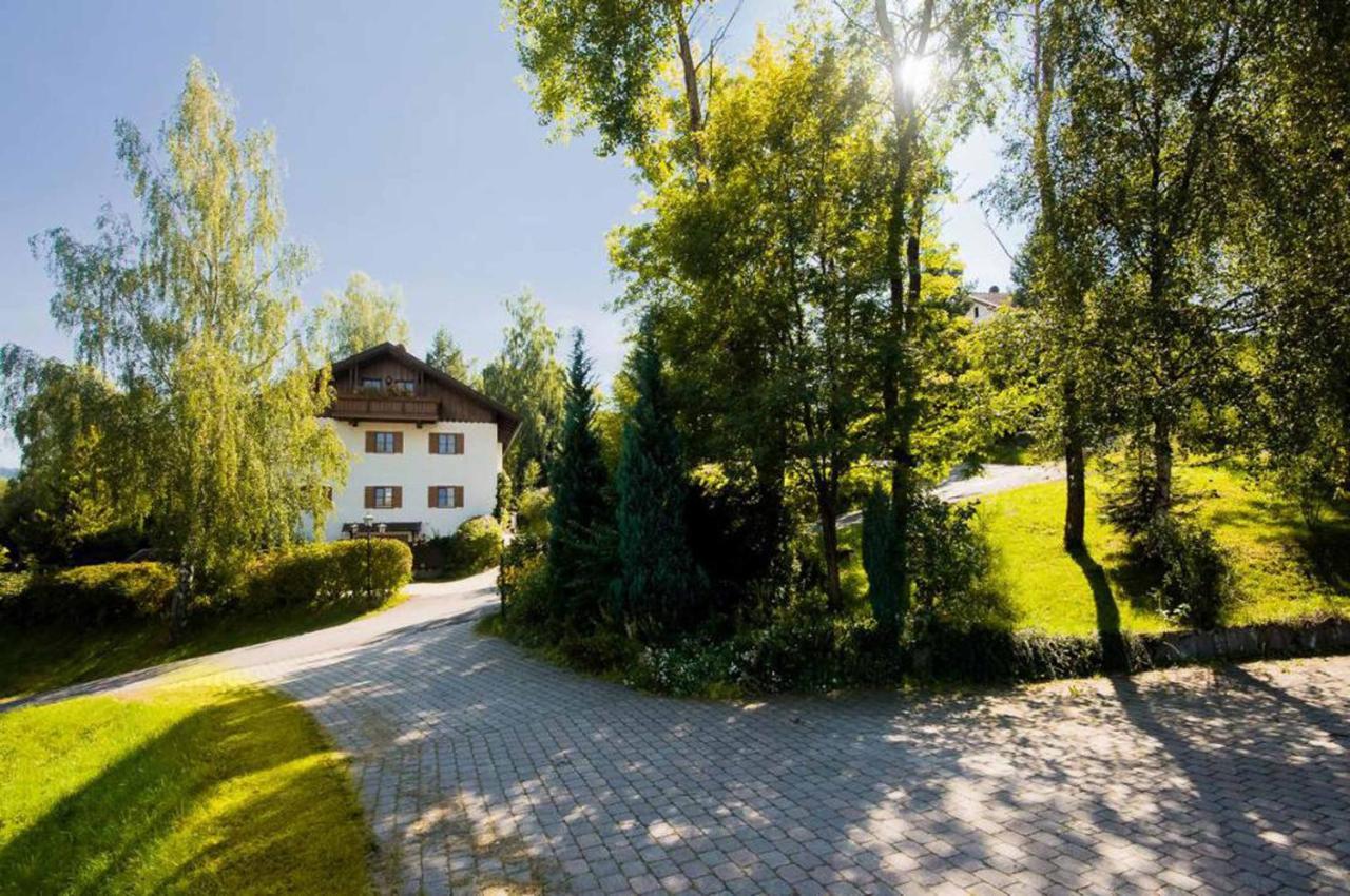 Ferienwohnungen Haus "Wildschuetz" Frauenau Exterior photo